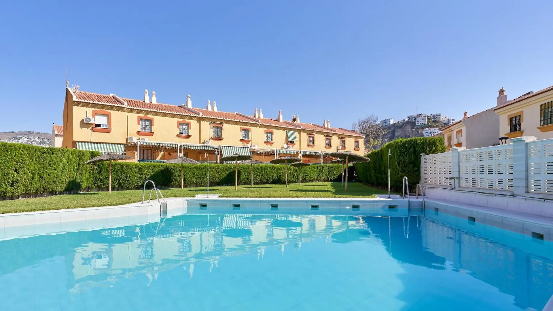 Casa Del Mar Salobrena Villa 0*,